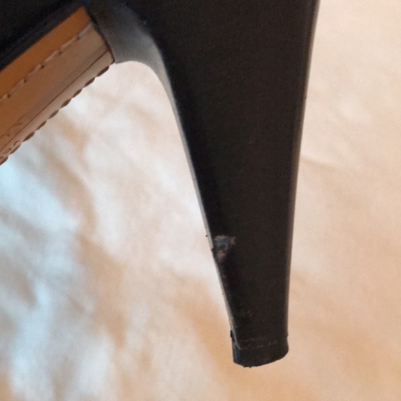 Black leather boot - Picture 10 of 13